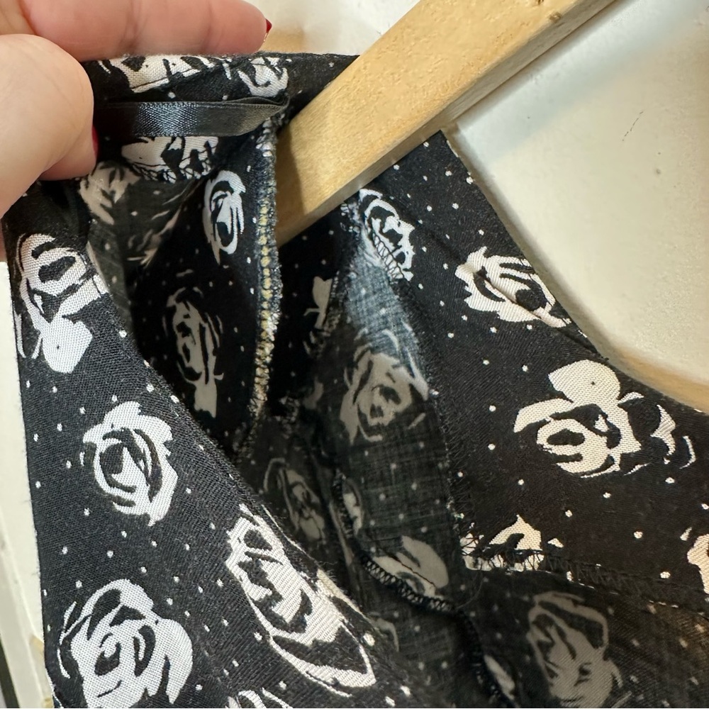 Vintage 90s Express Black & Whit Rose Floral Print Romper Playsuit Size Medium - Picture 5 of 8